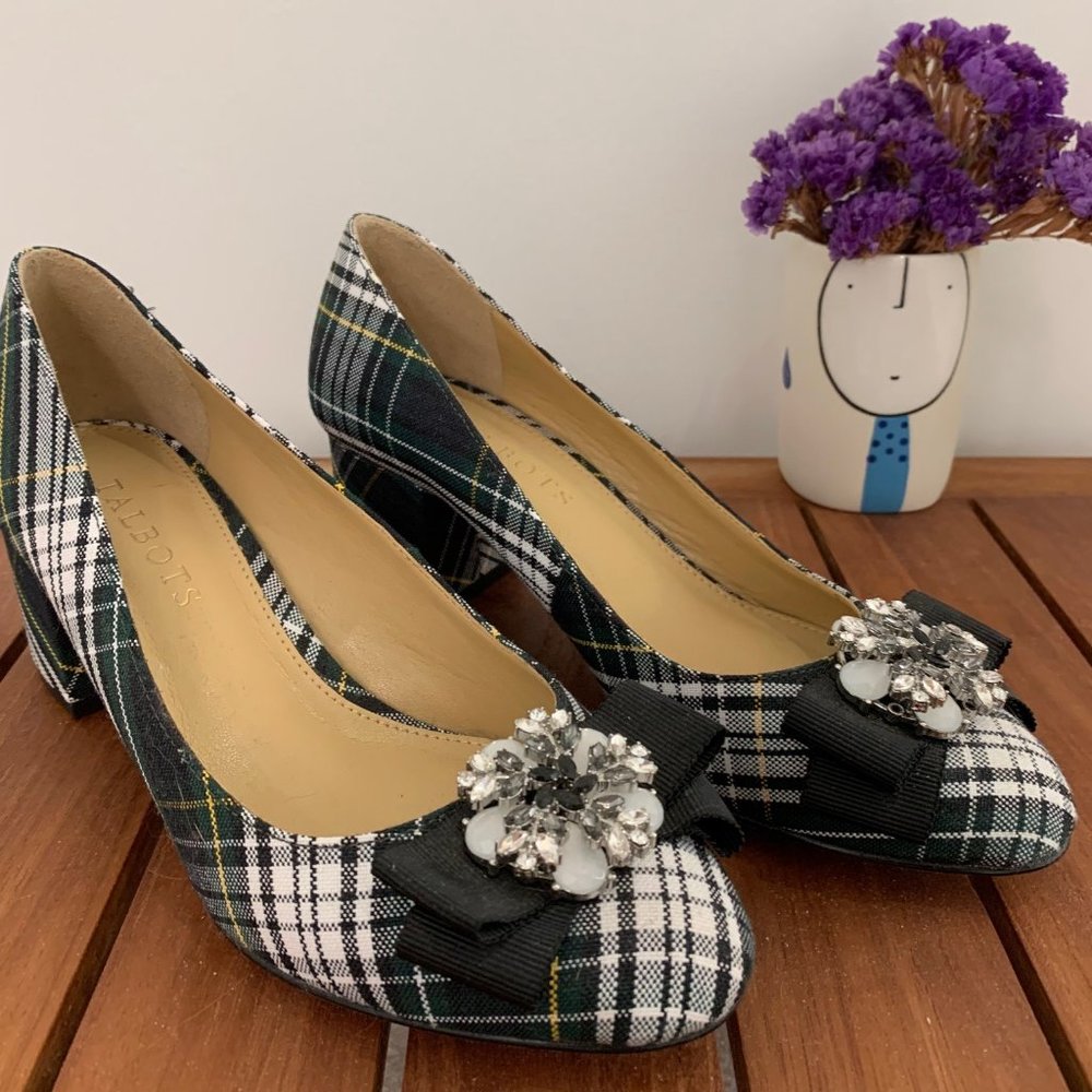 Talbots Navy and Evergreen Plaid Shoes Size 5.5